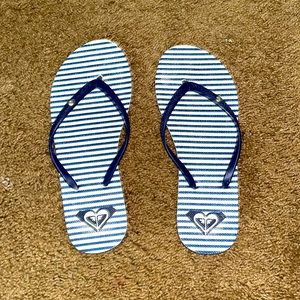 ROXY Flip Flops 🩴 💐